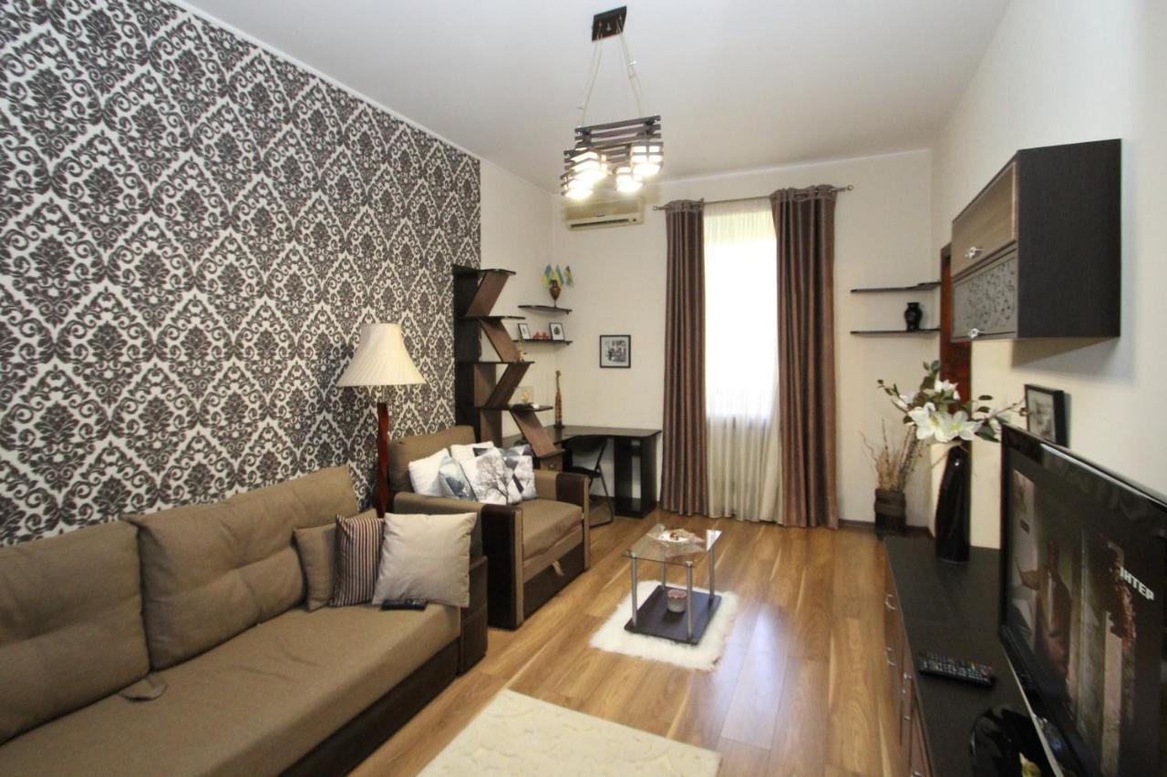 Cozy Apartment On Yevreiska Street 敖德萨 外观 照片